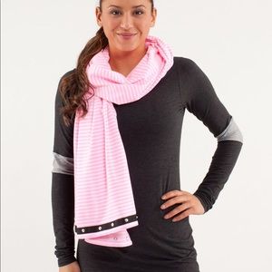 Lululemon Vinyasa Scarf